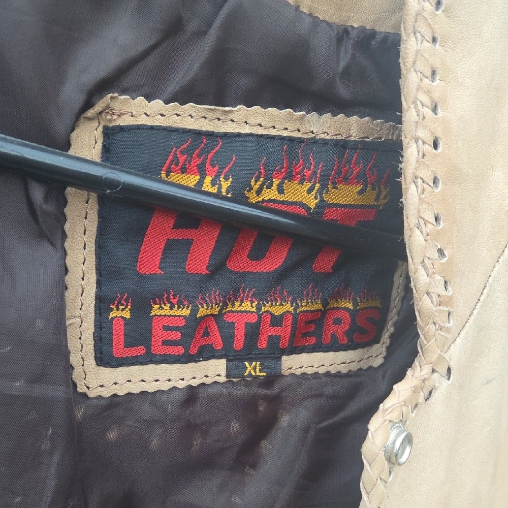 Beige Leather Vest with Fringe. - Picture 2 of 7